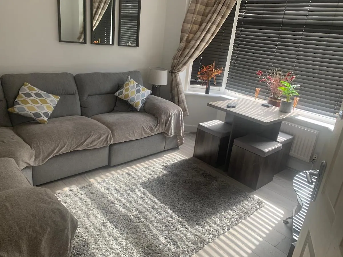 Bungalows Near Sandbanks Beach Villa Poole 0*,  United Kingdom